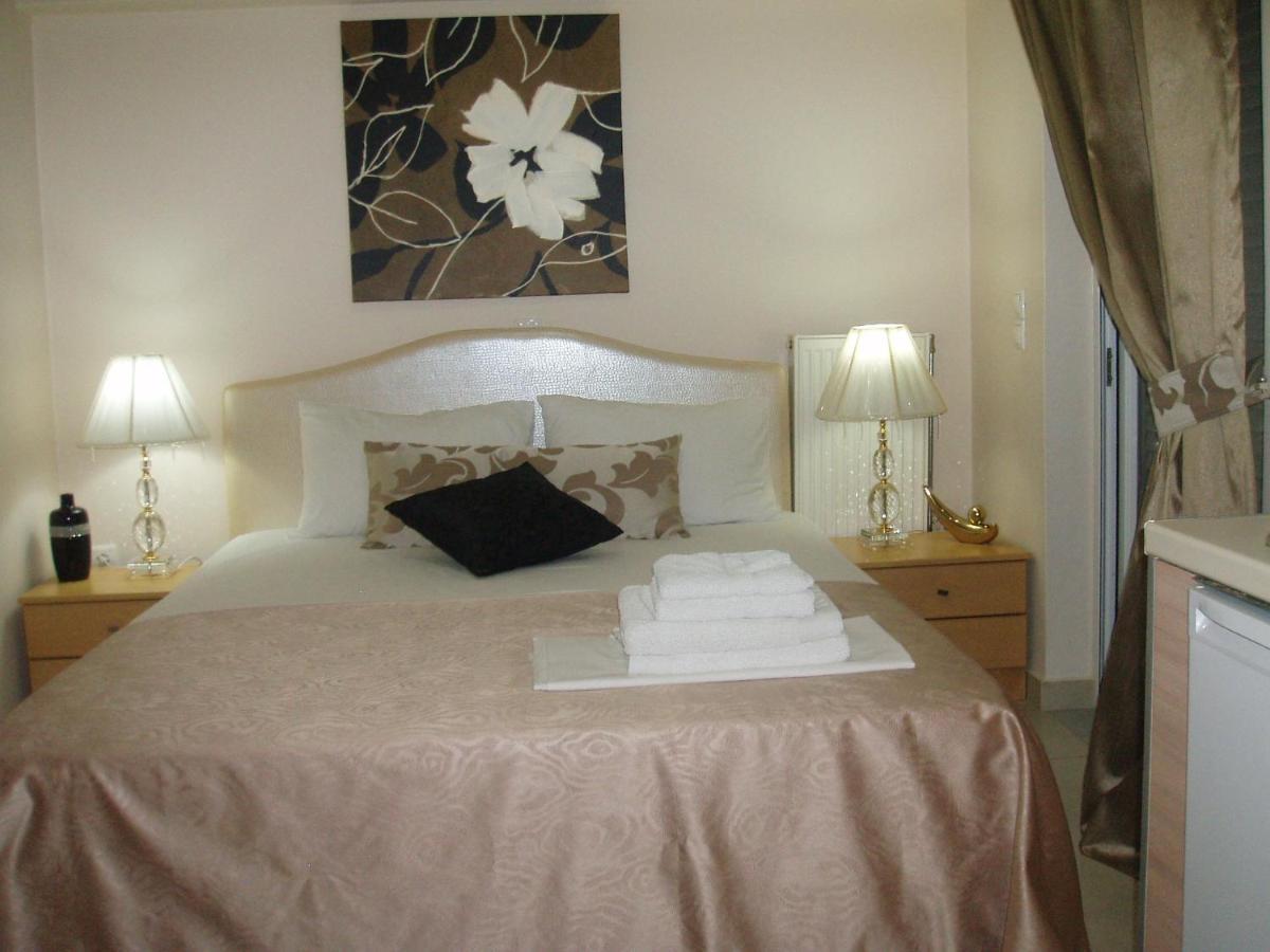 Palataki Residence Míloi Habitación foto